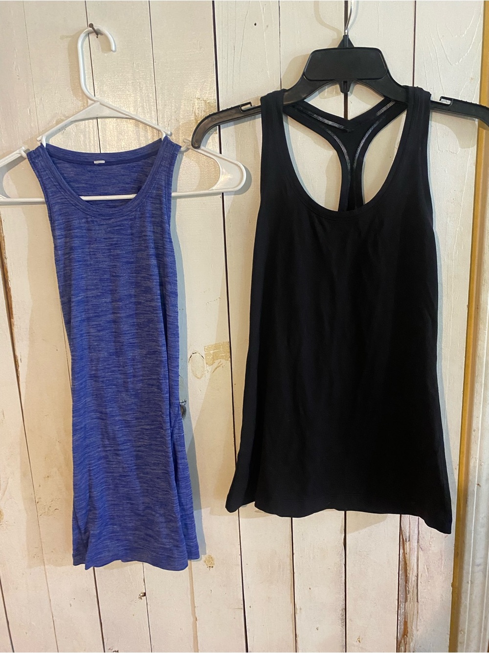 Lululemon Women's Size 6 Workout Lot | 5 Tops + Size 8 Leggings | 6 Pieces" - Picture 2 of 16